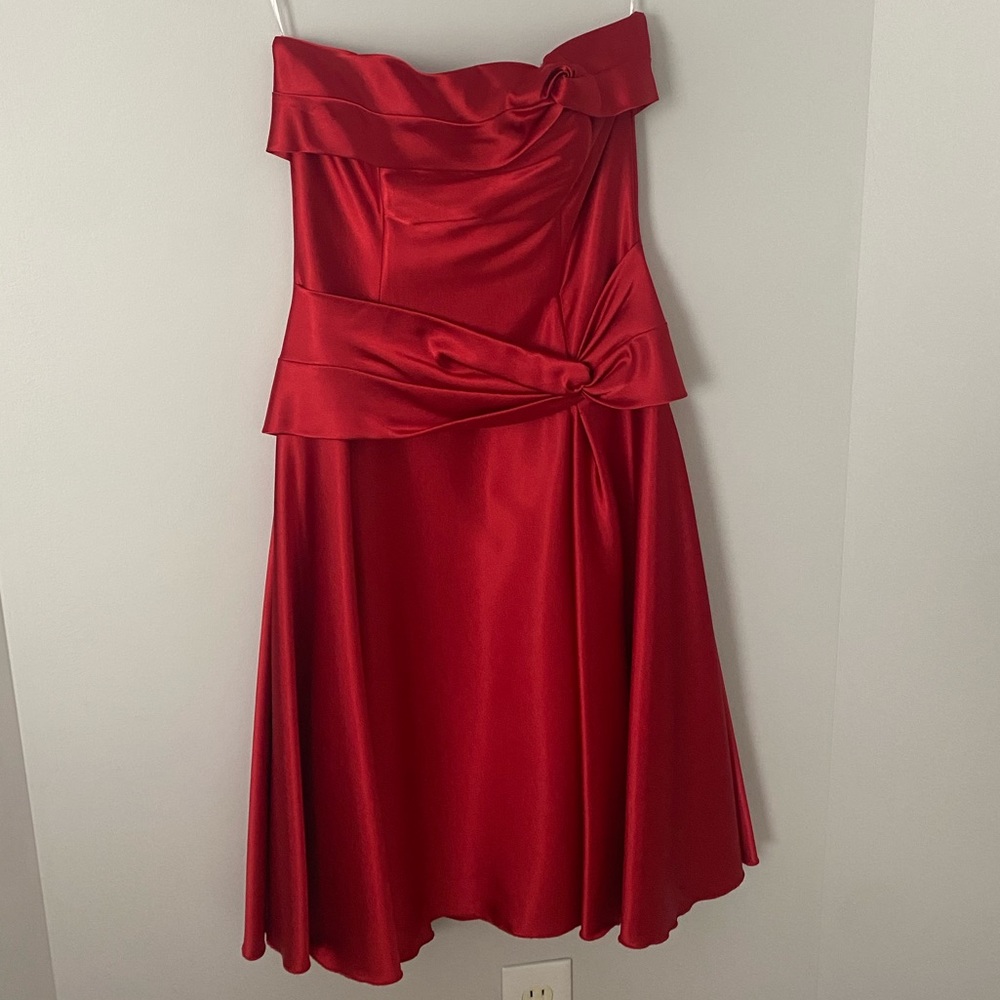 Red midi dress - Size 6